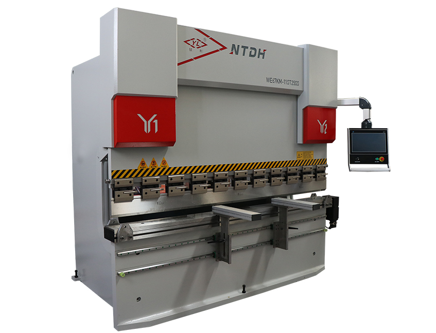 WE67KM-110/2500 CNC Servo Press Brake